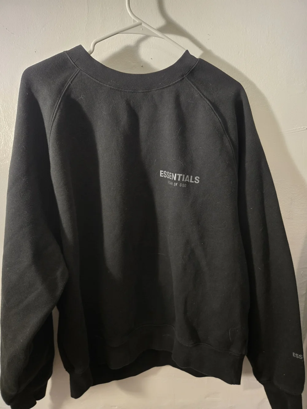 Fear of God ESSENTIALS Men’s Crewneck Sweater - Black